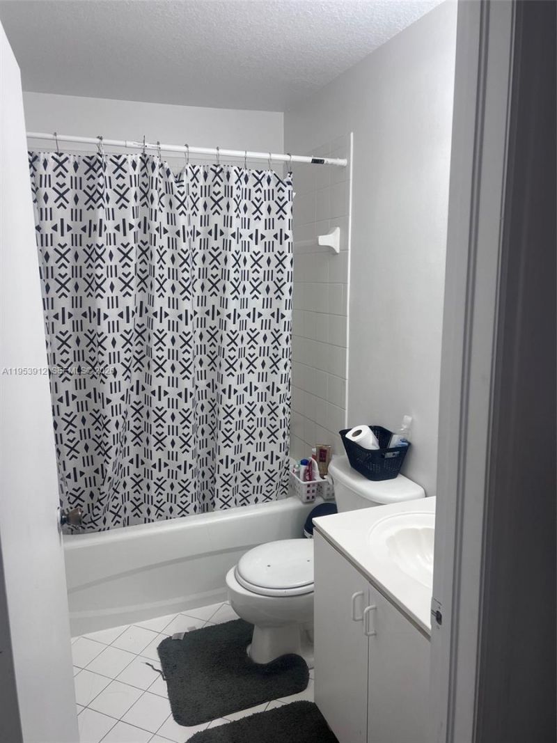 1250 SE 28th Ct , Unit 204, Homestead, FL 33035 Photo