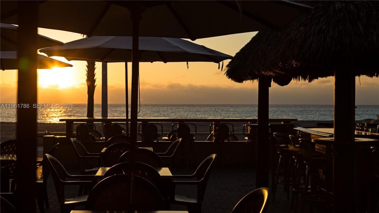 2300-2325 N Surf Rd, Hollywood, FL 33019 Photo