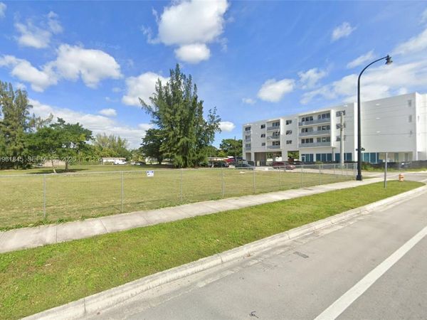 0 216 St , Miami, FL 33177