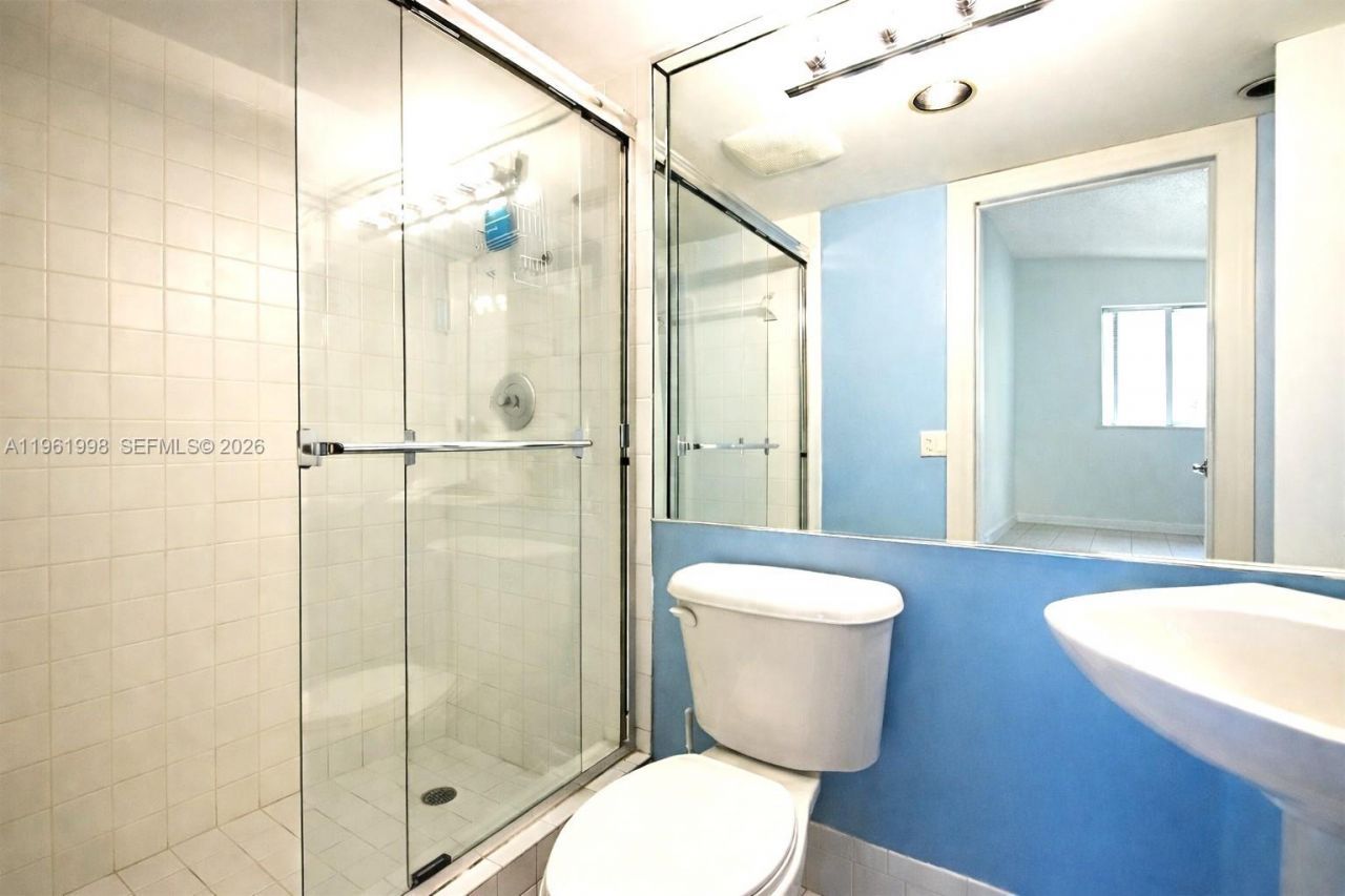 140 NE 28th Ave, Unit 607, Pompano Beach, FL 33062 Photo