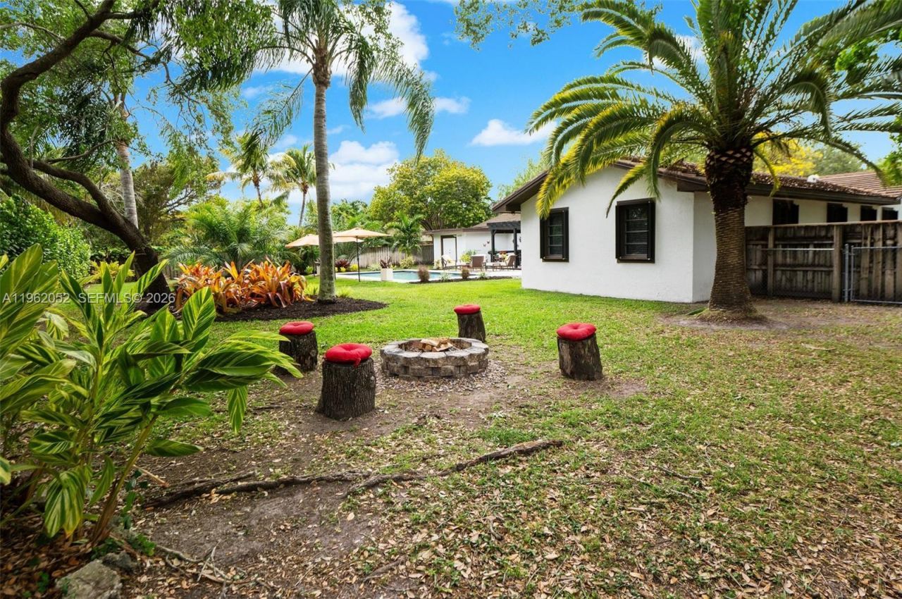 17605 SW 86th Ave, Palmetto Bay, FL 33157 Photo