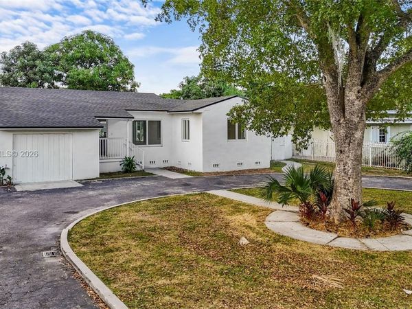 201 S Biscayne River Dr #0 , Miami, FL 33169