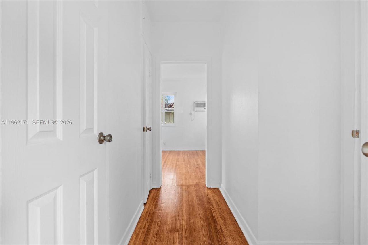 201 S Biscayne River Dr #0 , Miami, FL 33169 Photo