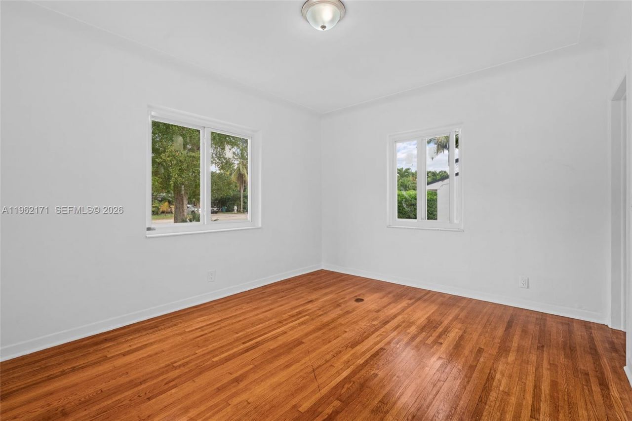 201 S Biscayne River Dr #0 , Miami, FL 33169 Photo