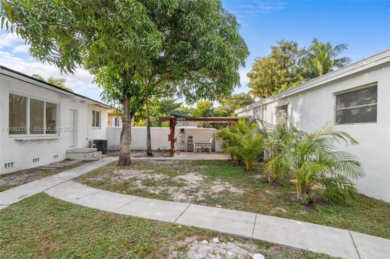 201 S Biscayne River Dr #0 , Miami, FL 33169 Photo