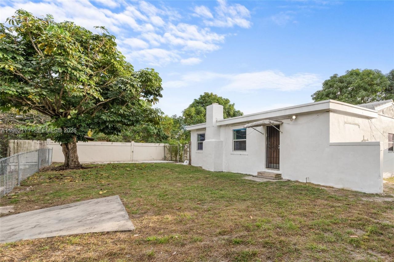 201 S Biscayne River Dr #0 , Miami, FL 33169 Photo