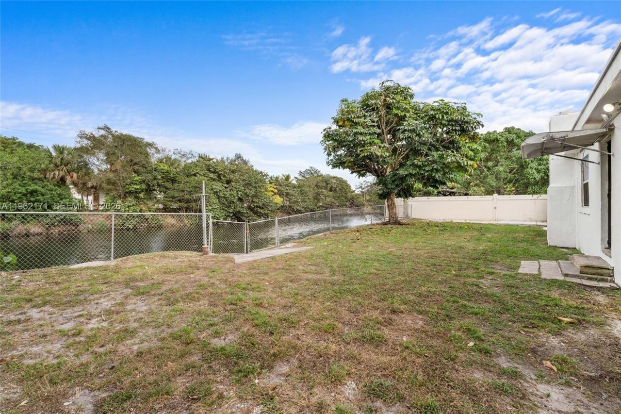 201 S Biscayne River Dr #0 , Miami, FL 33169 Photo