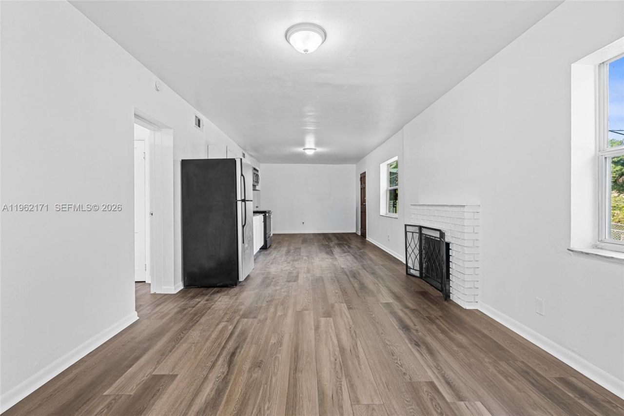 201 S Biscayne River Dr #0 , Miami, FL 33169 Photo