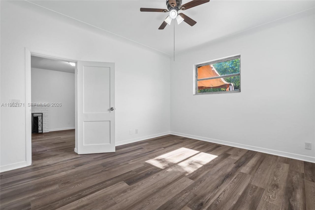 201 S Biscayne River Dr #0 , Miami, FL 33169 Photo