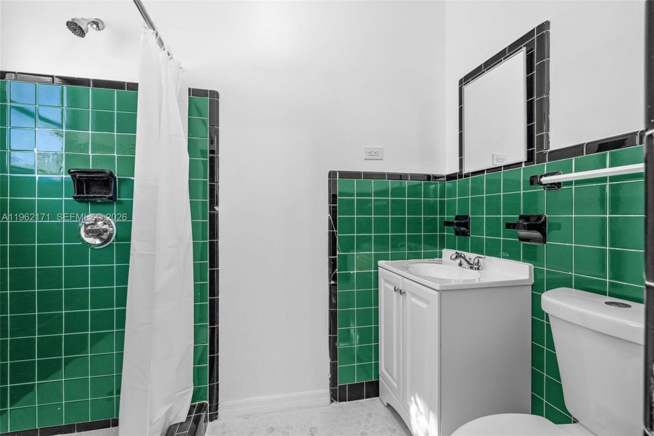 201 S Biscayne River Dr #0 , Miami, FL 33169 Photo