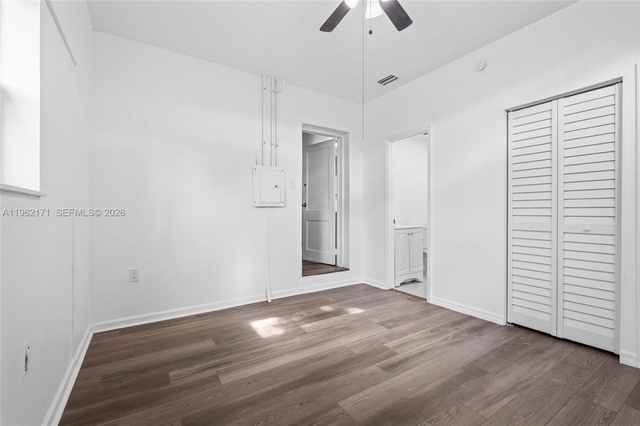 201 S Biscayne River Dr #0 , Miami, FL 33169 Photo