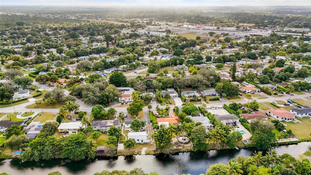 201 S Biscayne River Dr #0 , Miami, FL 33169 Photo