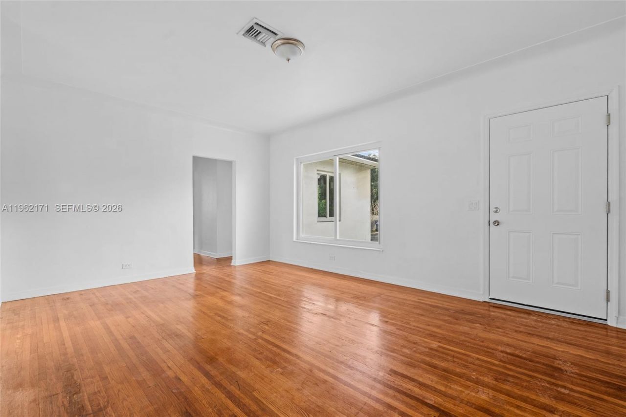 201 S Biscayne River Dr #0 , Miami, FL 33169 Photo