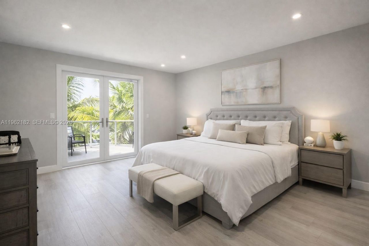 10565 NW 64th Way, Doral, FL 33178 Photo