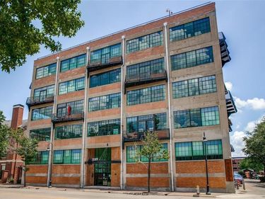 2220 Canton Street, Unit 406, Dallas, TX 75201