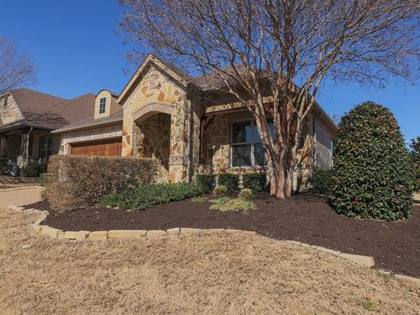 3017 Bella Lago Drive, Denton, TX 76210