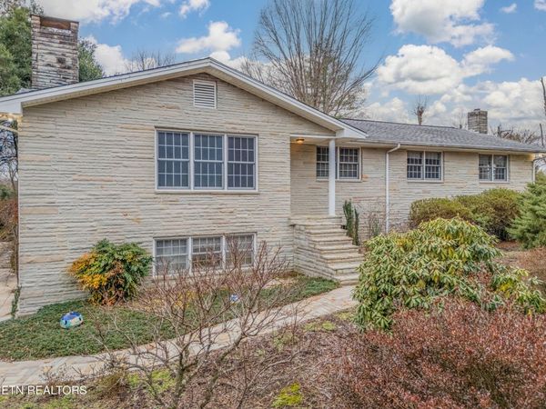 2992 Knoxville Hwy, Wartburg, TN 37887