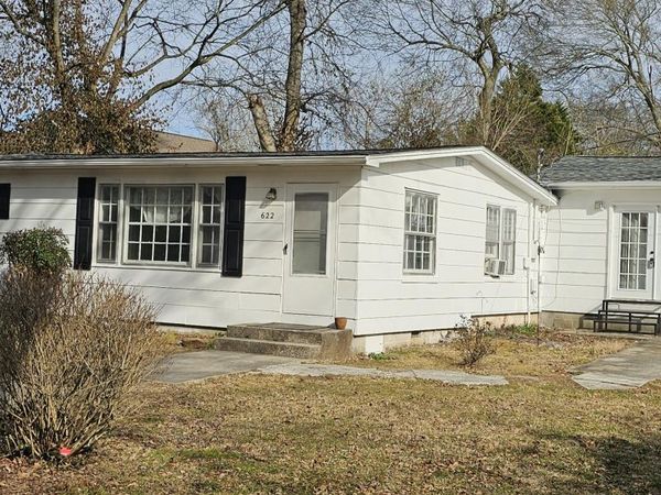 622 Magnolia Avenue, Jasper, TN 37347