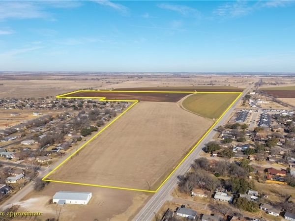 TBD N Lone Star Parkway , McGregor, TX 76657