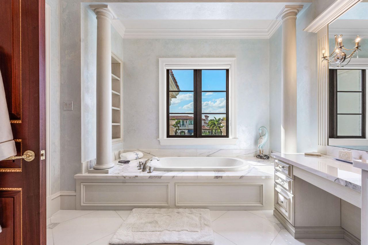 443 E Alexander Palm Road, Boca Raton, FL 33432 Photo