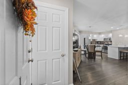 4214 Pinehurst Circle photo 4