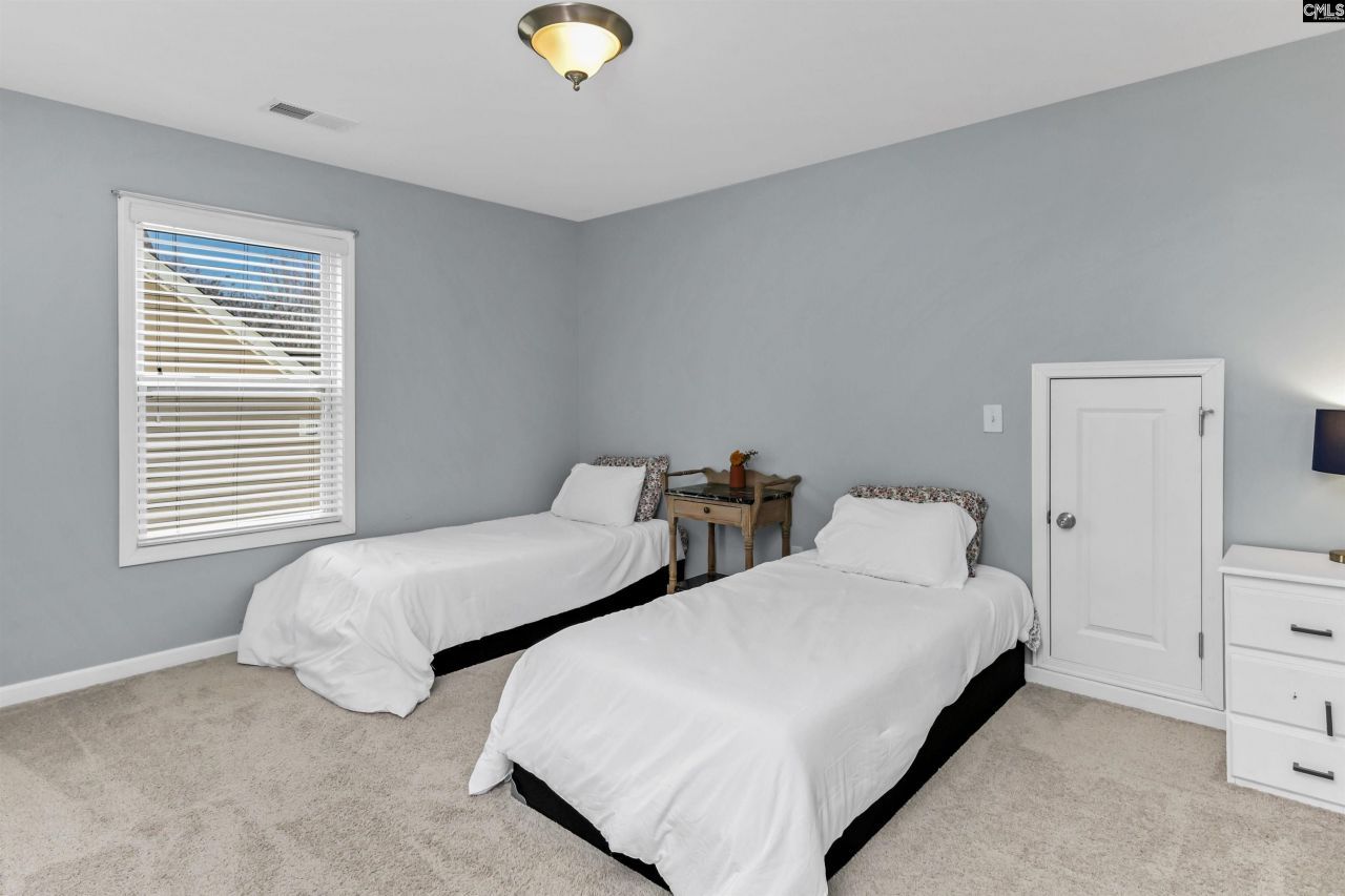 301 Explorer Drive  Photo 19