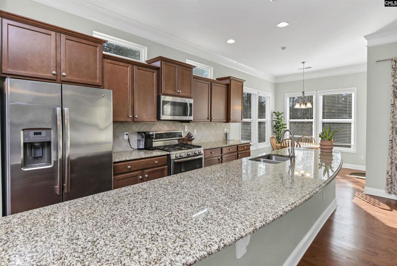 301 Explorer Drive  Photo 6