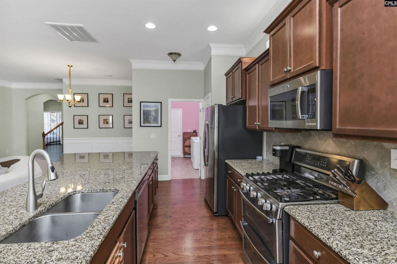 301 Explorer Drive  Photo 7