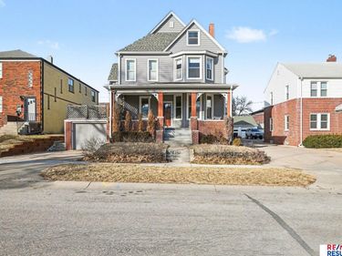 5012 Cass Street, Omaha, NE 68132