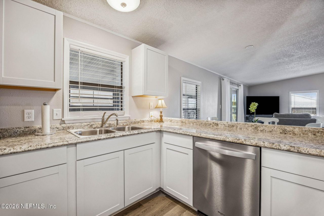 170 Moonlite Drive, Welaka, FL 32193 Photo