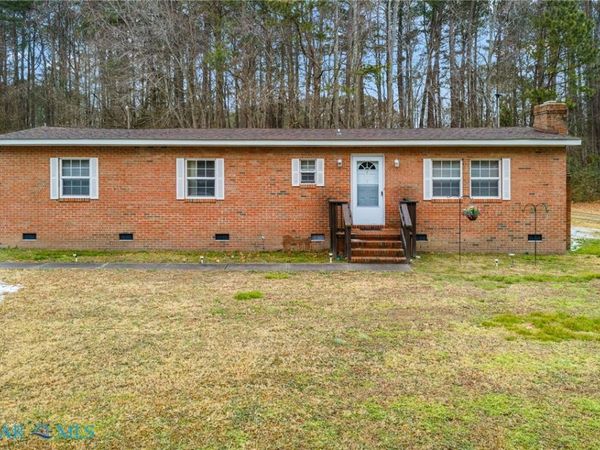 301 Osprey Road, Cardinal, VA 23025