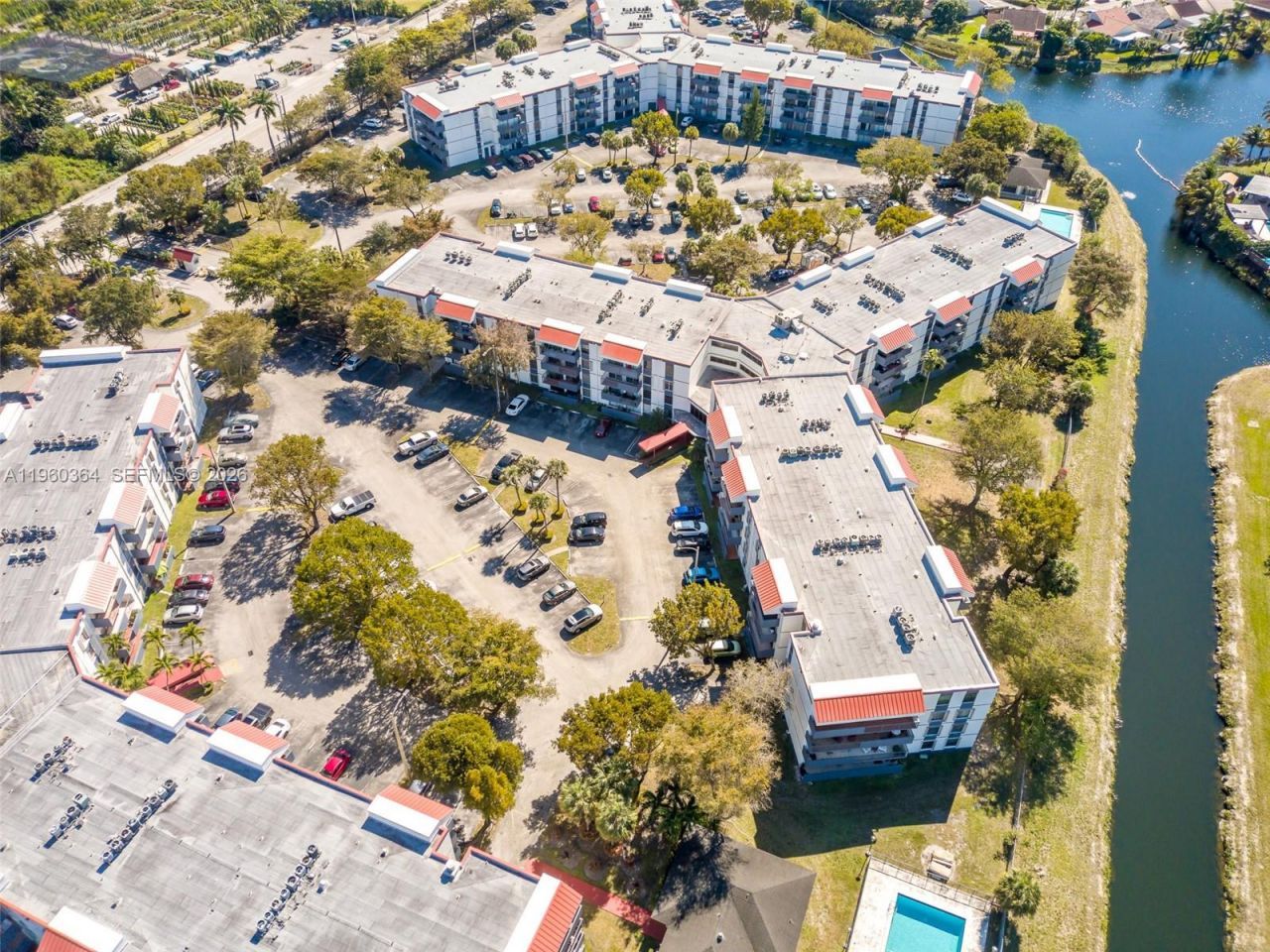 5800 SW 127th Ave, Unit 2220, Miami, FL 33183 Photo