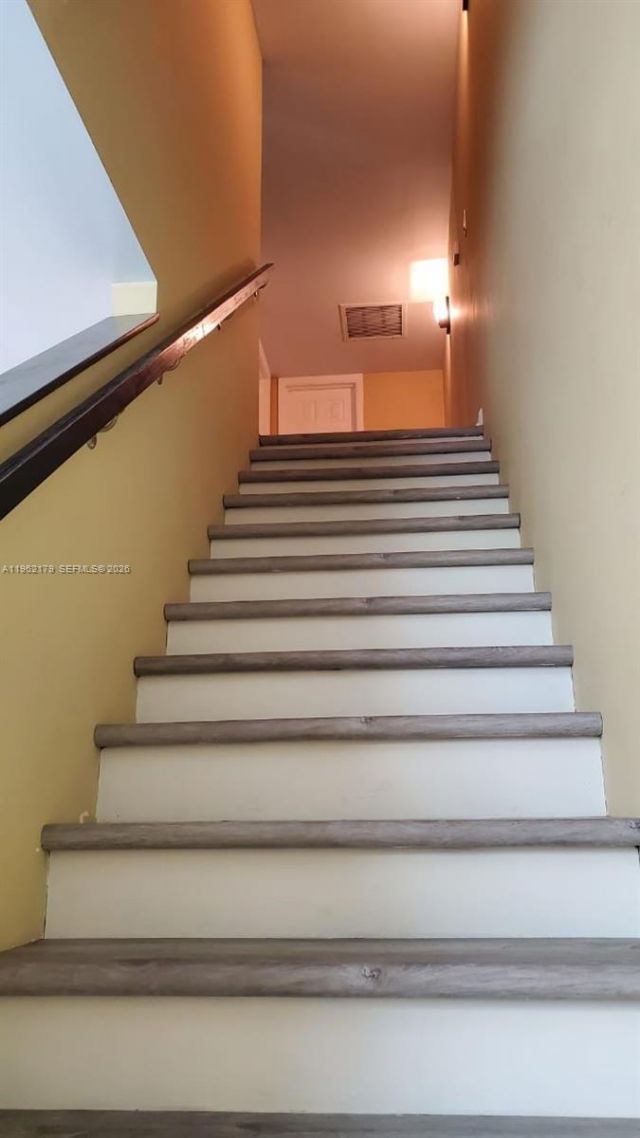 25 NE 12th St, Fort Lauderdale, FL 33304 Photo