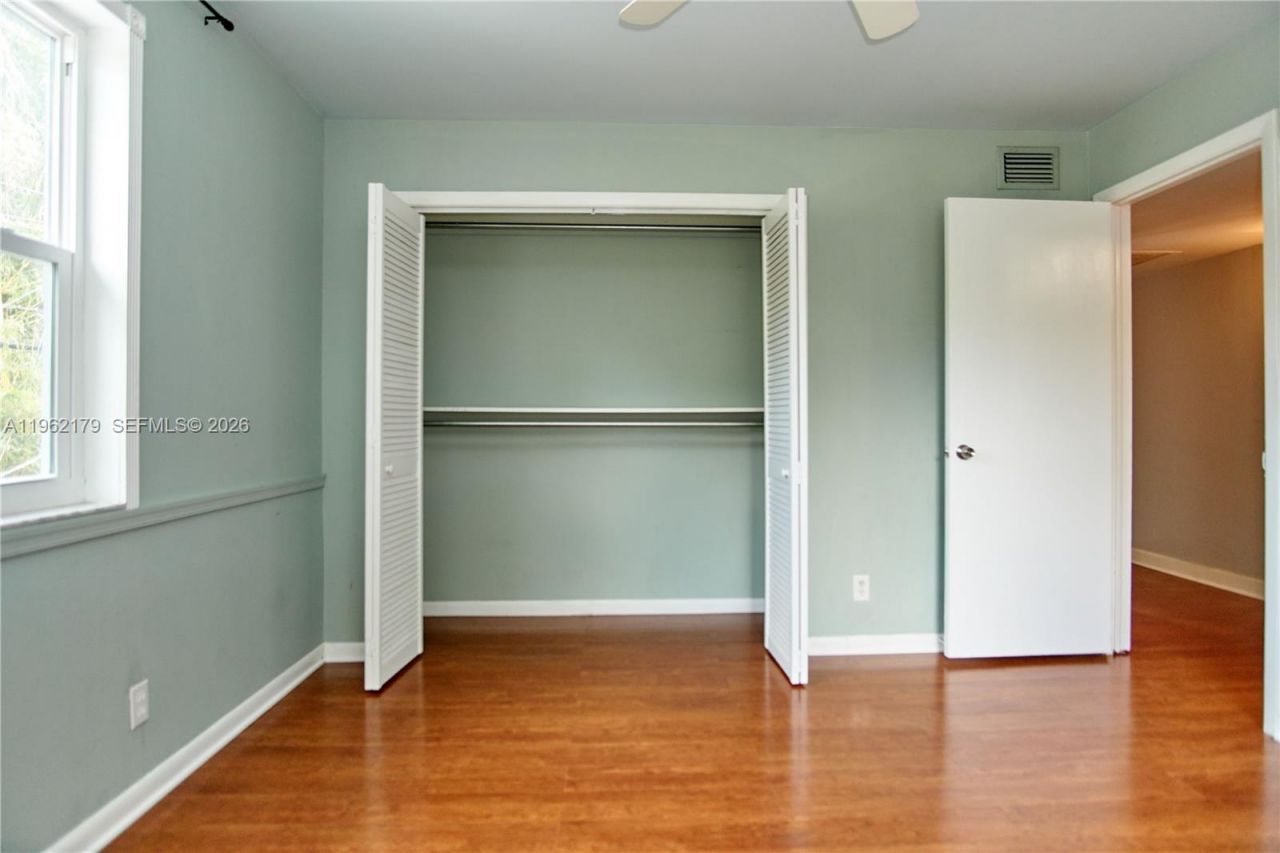 25 NE 12th St, Fort Lauderdale, FL 33304 Photo