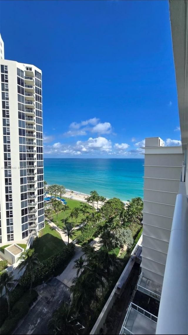 19201 Collins Ave, Unit 1124, Sunny Isles Beach, FL 33160 Photo