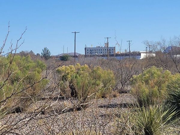 XXXX 11th Street, Unit '''-''', Douglas, AZ 85607