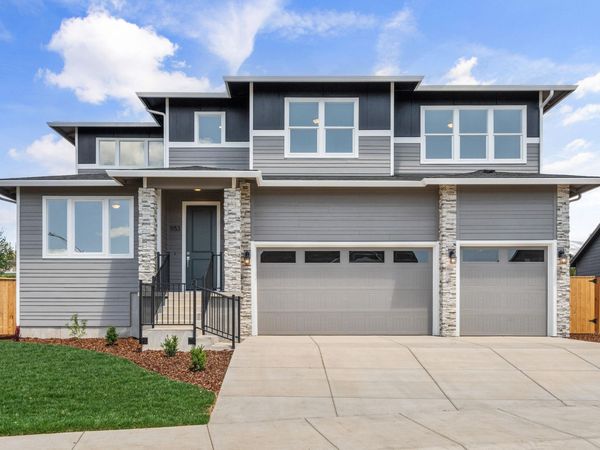 1153 Pumpkin Ridge Drive, Unit 322, Eagle Point, OR 97524