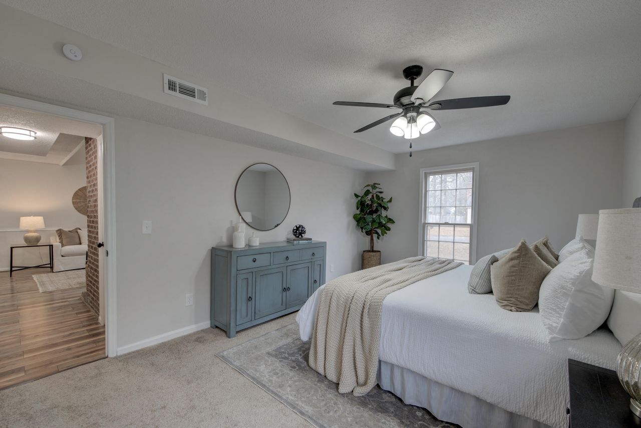 114 Hamlet Road Photo 15