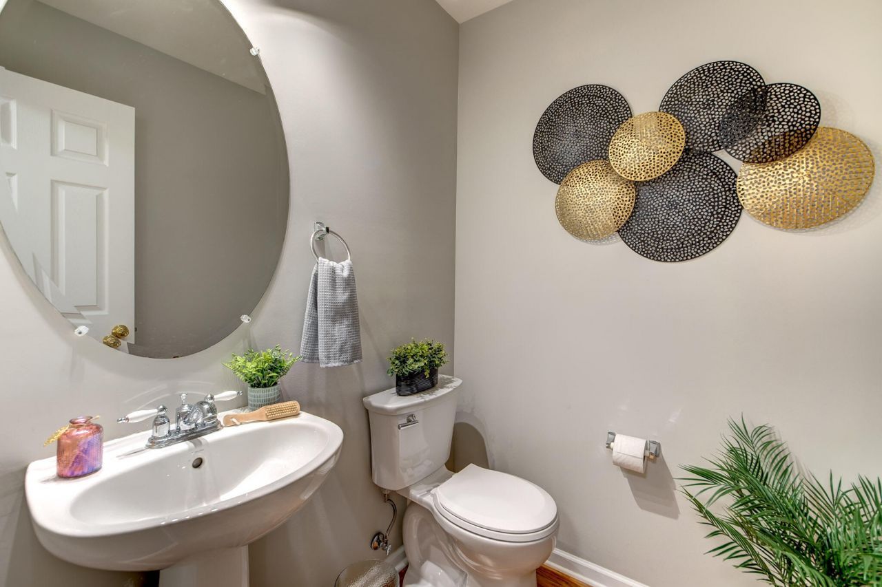 257 Kelsey Boulevard Photo 12