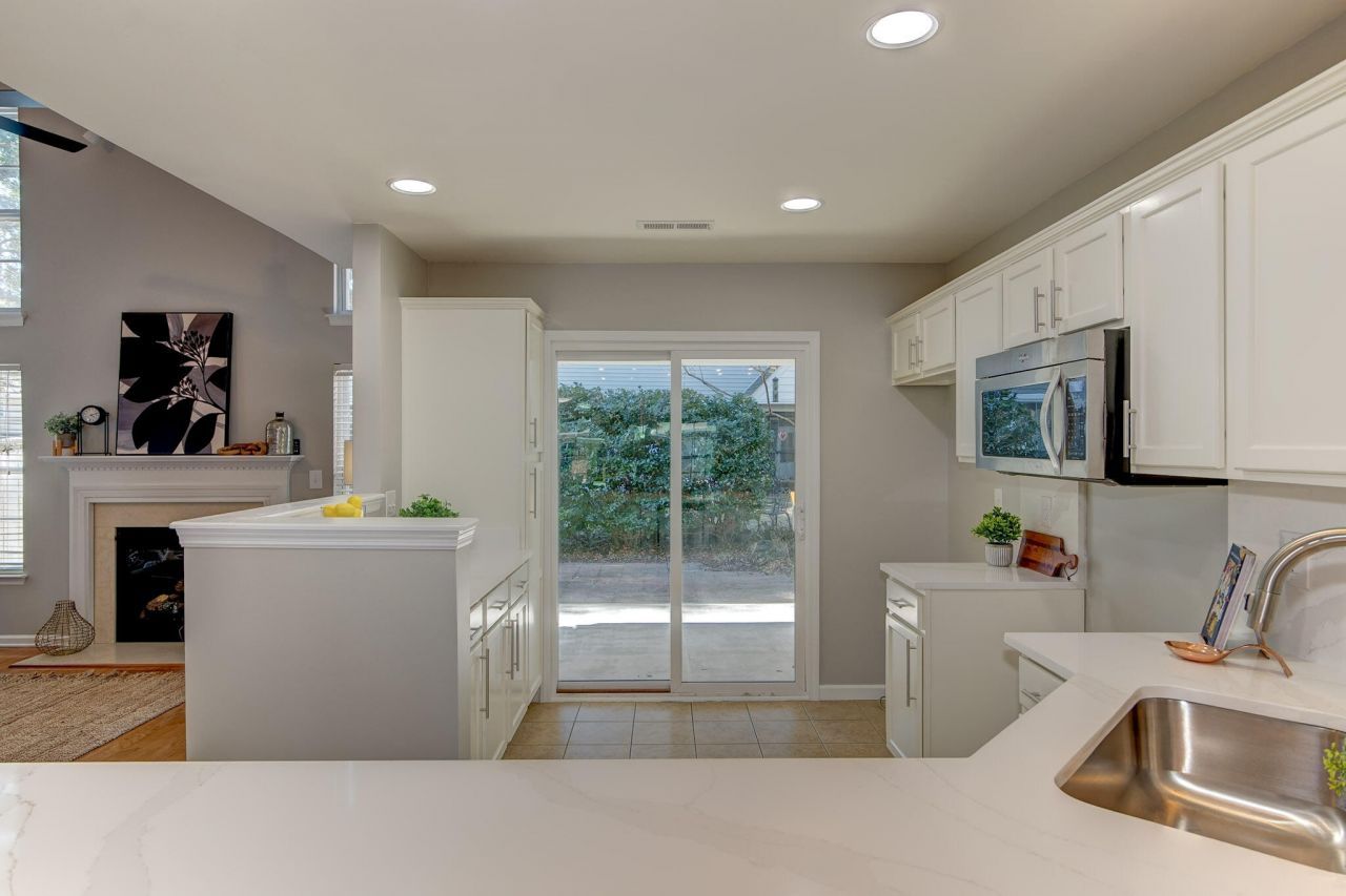 257 Kelsey Boulevard Photo 17