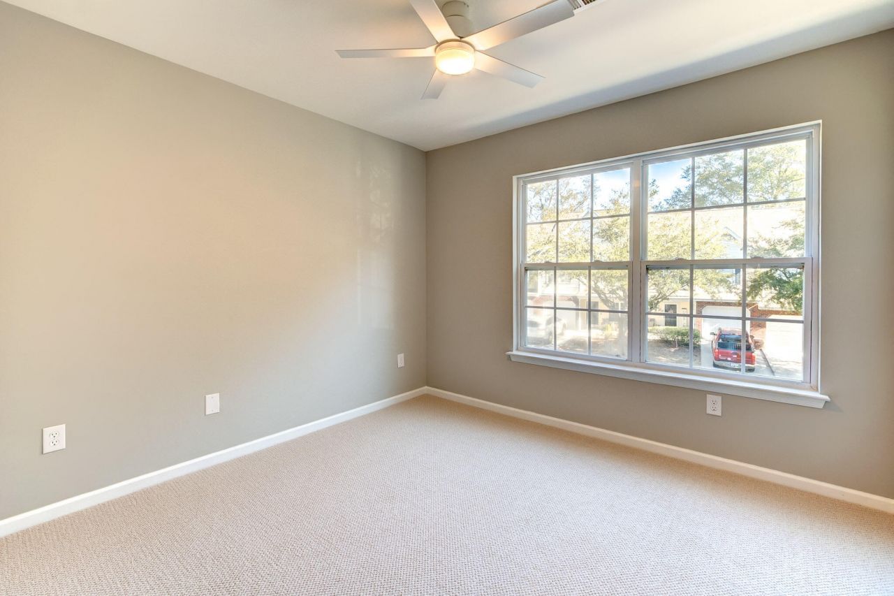 257 Kelsey Boulevard Photo 28