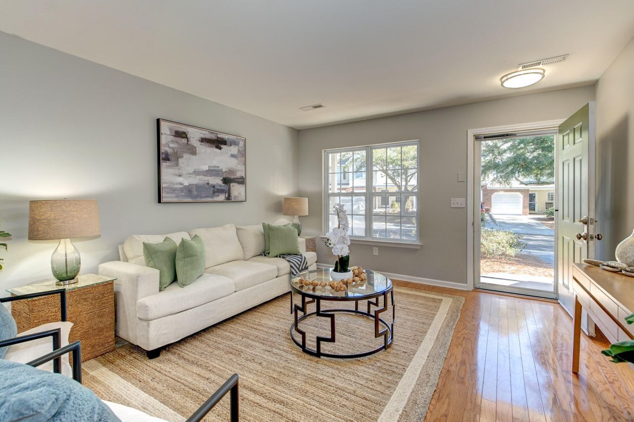 257 Kelsey Boulevard Photo 9