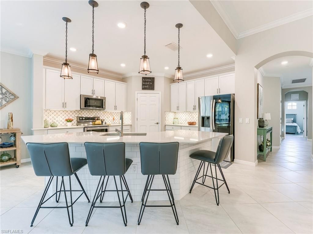 10545 Casella Way, Unit 202, Fort Myers, FL 33913 Photo