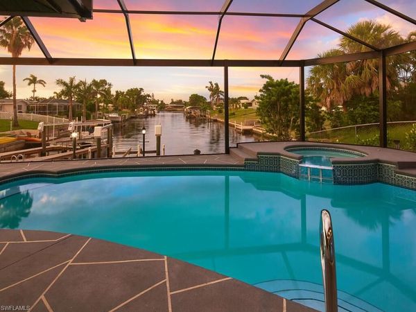 1627 SE 29th TER, CAPE CORAL, FL 33904