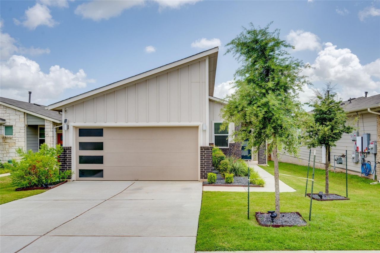 8004 Linnie Ln, Austin, TX 78724 Main Photo