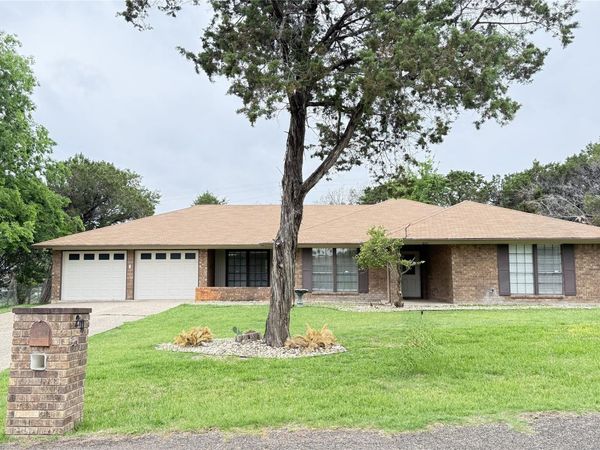 2111 Chinaberry CIR, Harker Heights, TX 76548