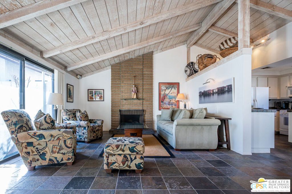 2240 E Miramonte Circle, Unit C, Palm Springs, CA 92264 Main Photo