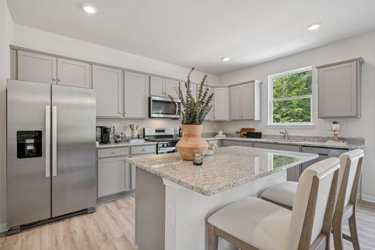 200 Hawk Tail Court Photo 19