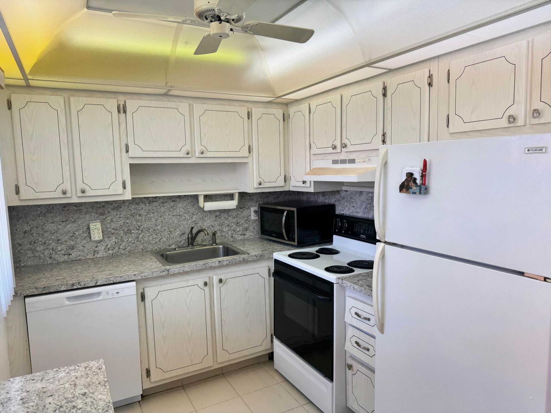 277 Seville L, Delray Beach, FL 33446 Photo