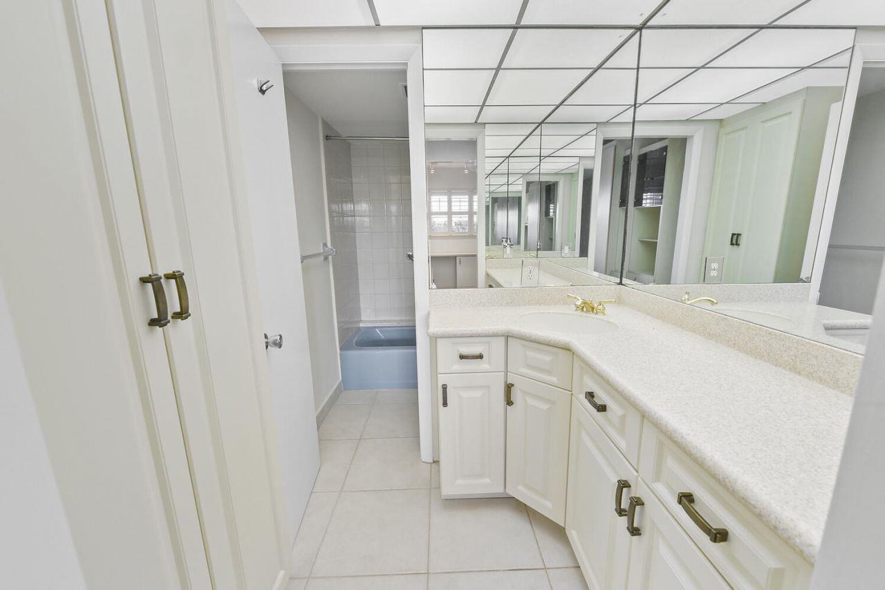 2871 N Ocean Boulevard, Unit F429, Boca Raton, FL 33431 Photo